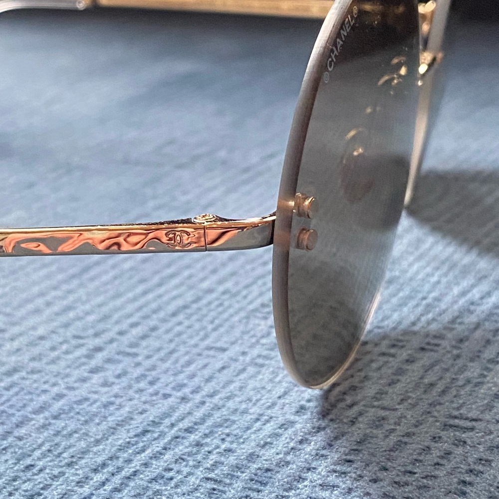 Authentic Chanel Gold Plater Acetate Round Sunglasses - Picture 3 of 9